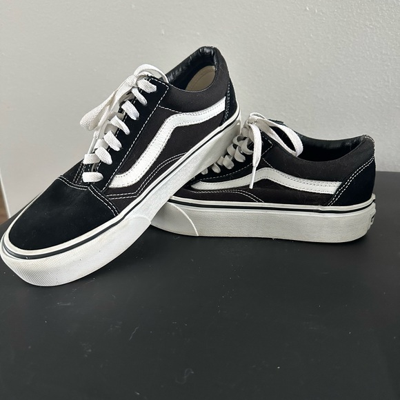 Vans Black and White Old Skool Shoes - Picture 1 of 6